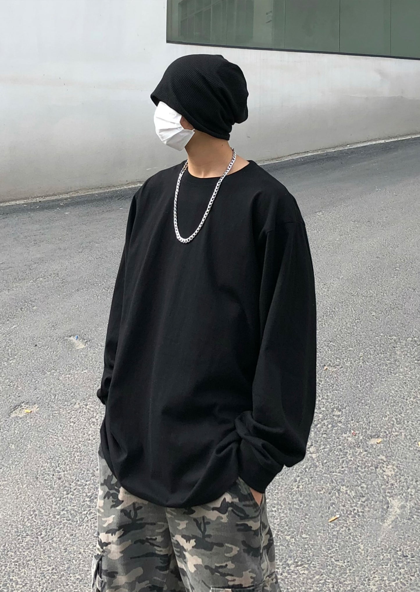 Loose Solid Round Neck With A Lazy Look